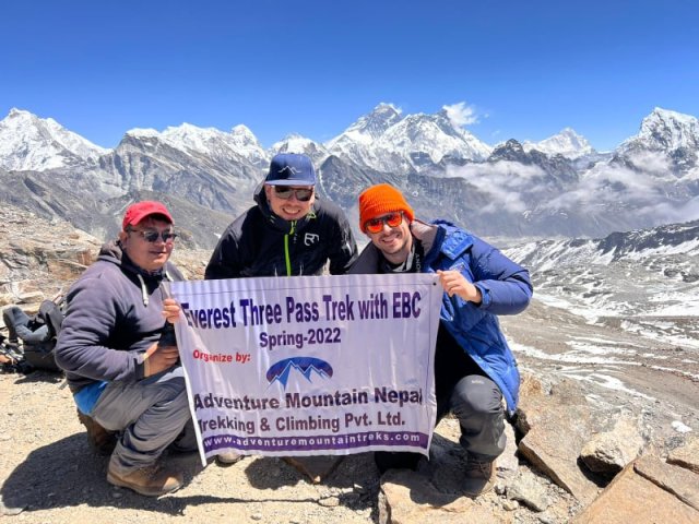 Everest-three-passes-trek